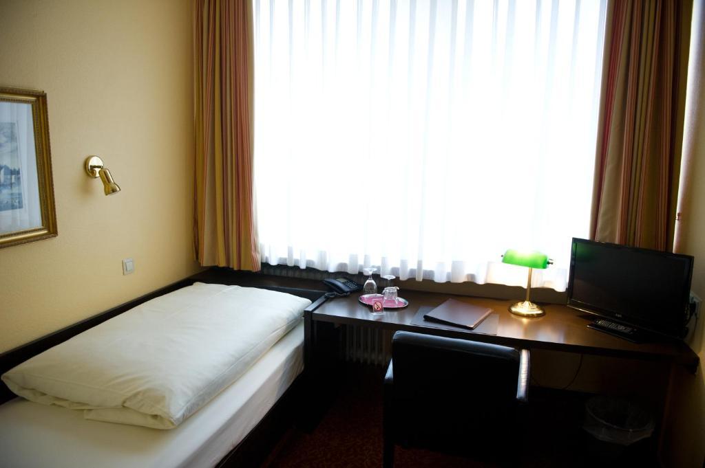 Hotel Silberhorn Erlangen Dış mekan fotoğraf