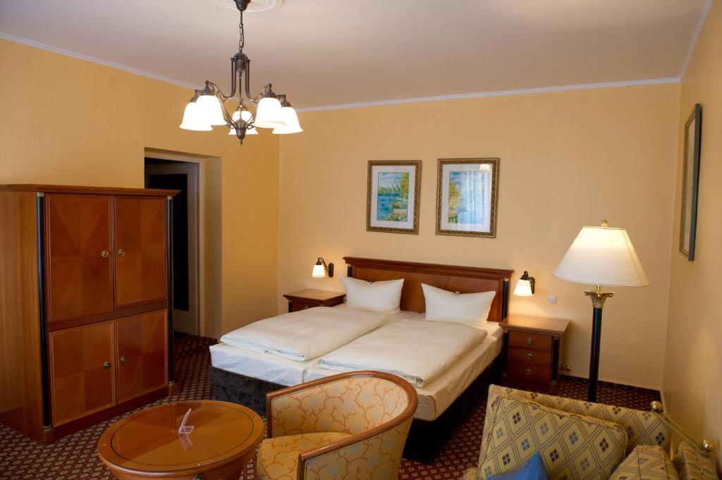 Hotel Silberhorn Erlangen Dış mekan fotoğraf